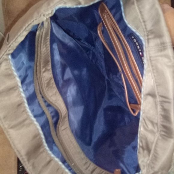 Tommy Hilfiger Canvas Purse - Picture 6 of 6